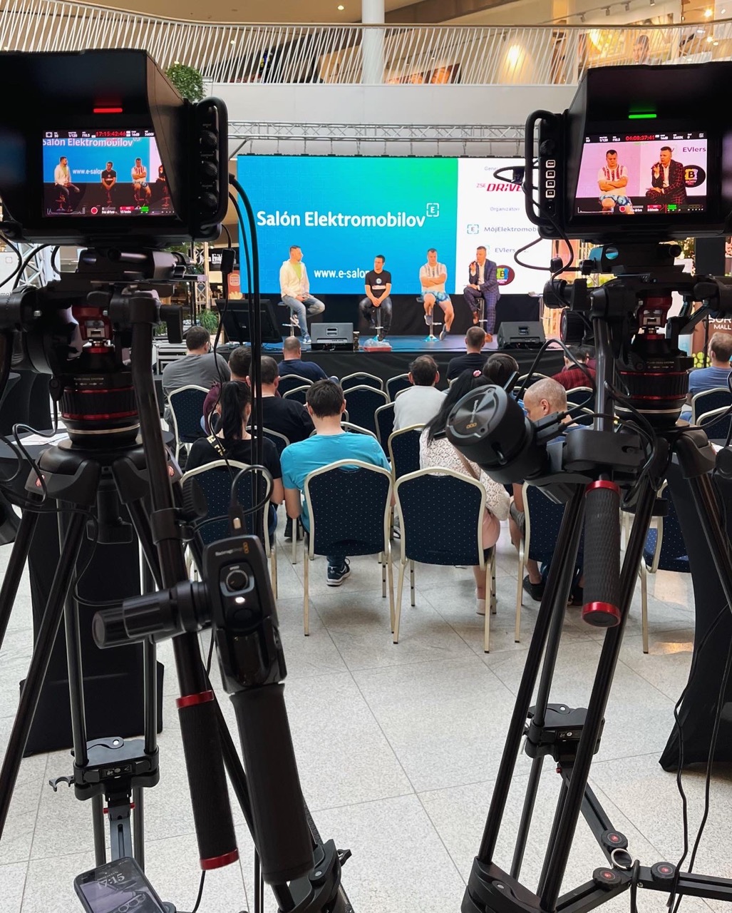 Kongresy a konferencie